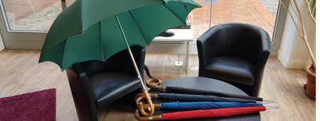 Regenschirme - das großformatige Original von Swayne Adeney Brigg in verschiedenen Farben