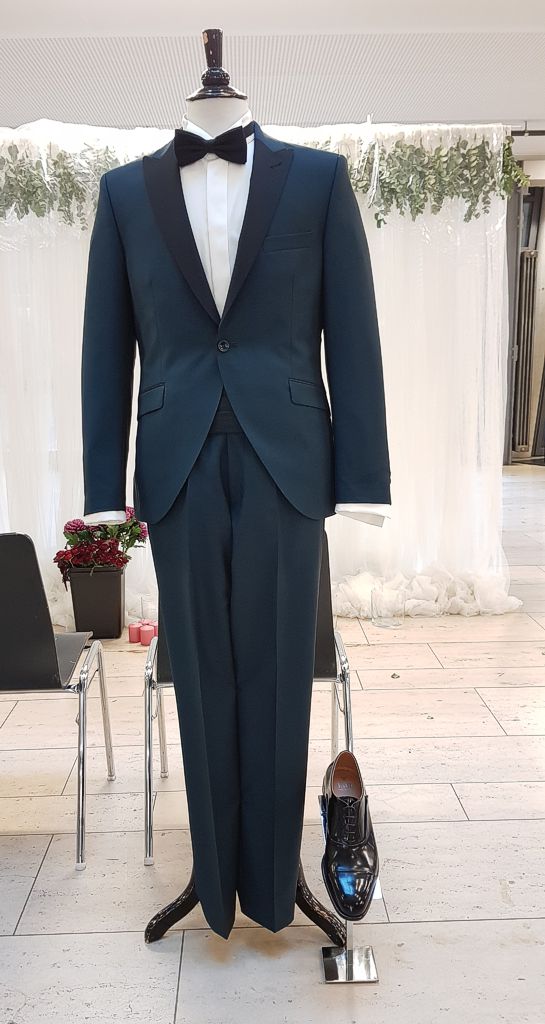 Der Smoking bzw. Tuxedo als moderner Klassiker unter den Hochzeits-Outfits