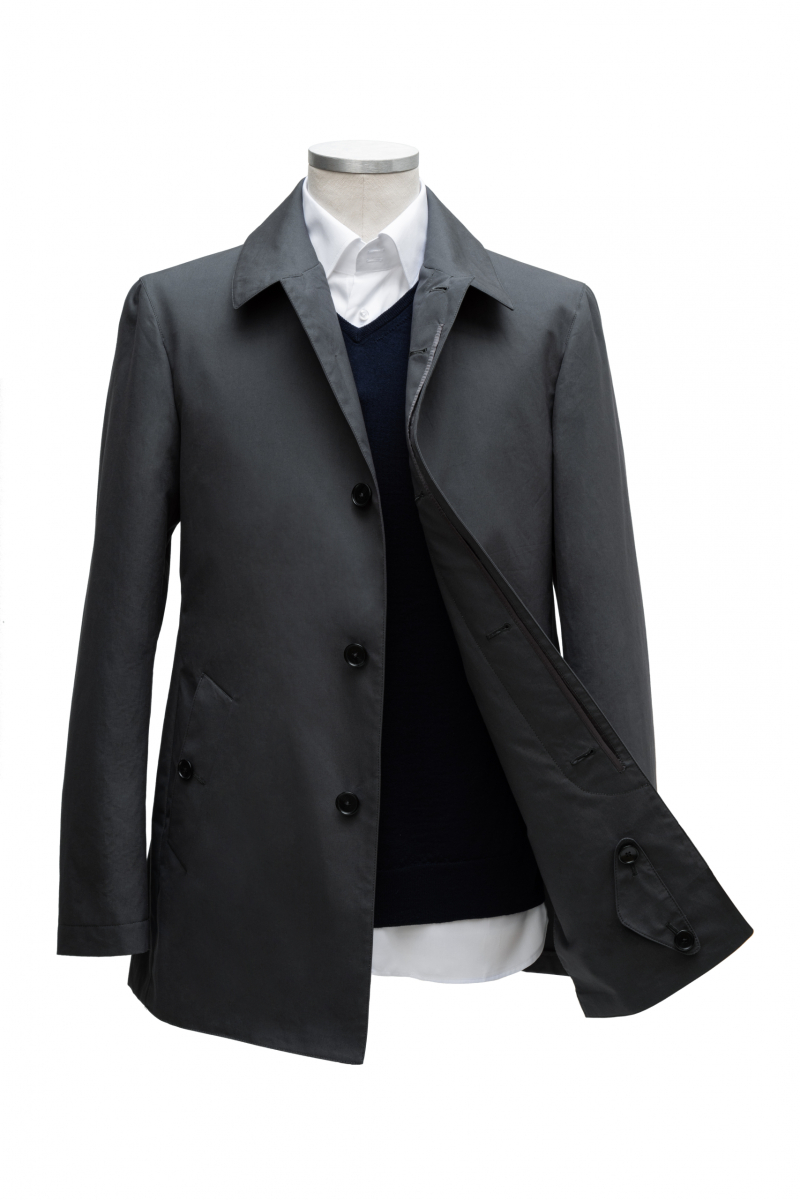 short rain coat kurzer dunkelgrauer Regenmantel Storm System