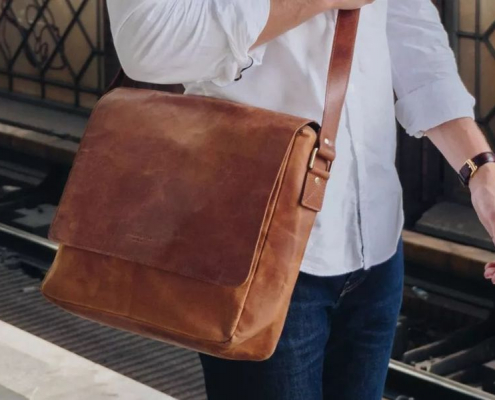 Holzrichter Berlin Umhängetasche